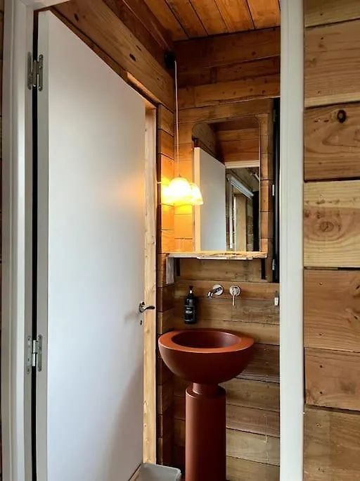 Les cabanes de Julie Lissac et Mouret
