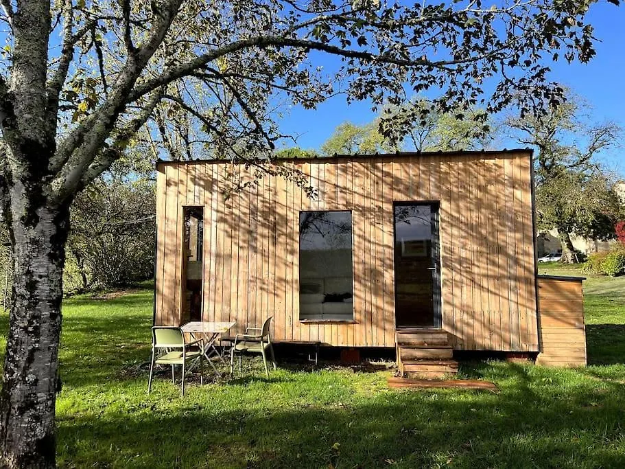 Les cabanes de Julie Lissac et Mouret