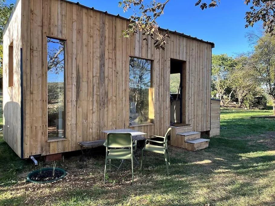 Camping Les cabanes de Julie Lissac et Mouret