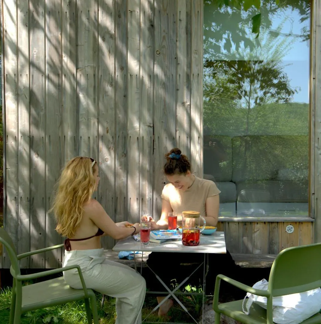 캠프장 Les Cabanes De Julie Lissac et Mouret