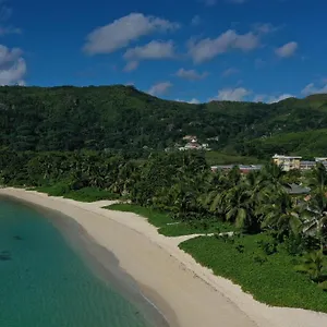 Pieds Dans L’eau , Pointe Au Sel Seychelles